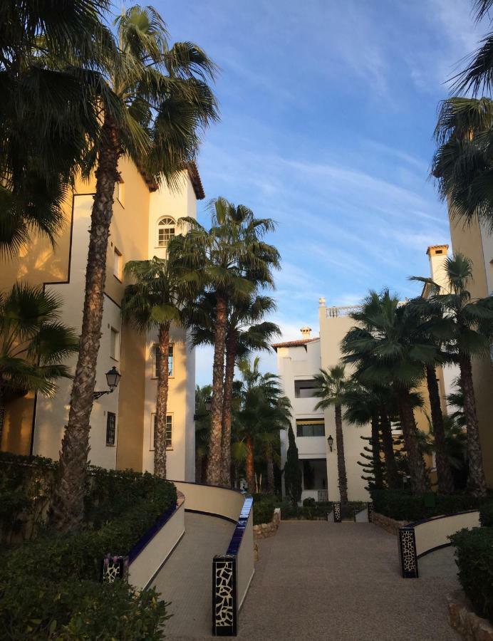 Martina Apartment Torrevieja Exterior photo