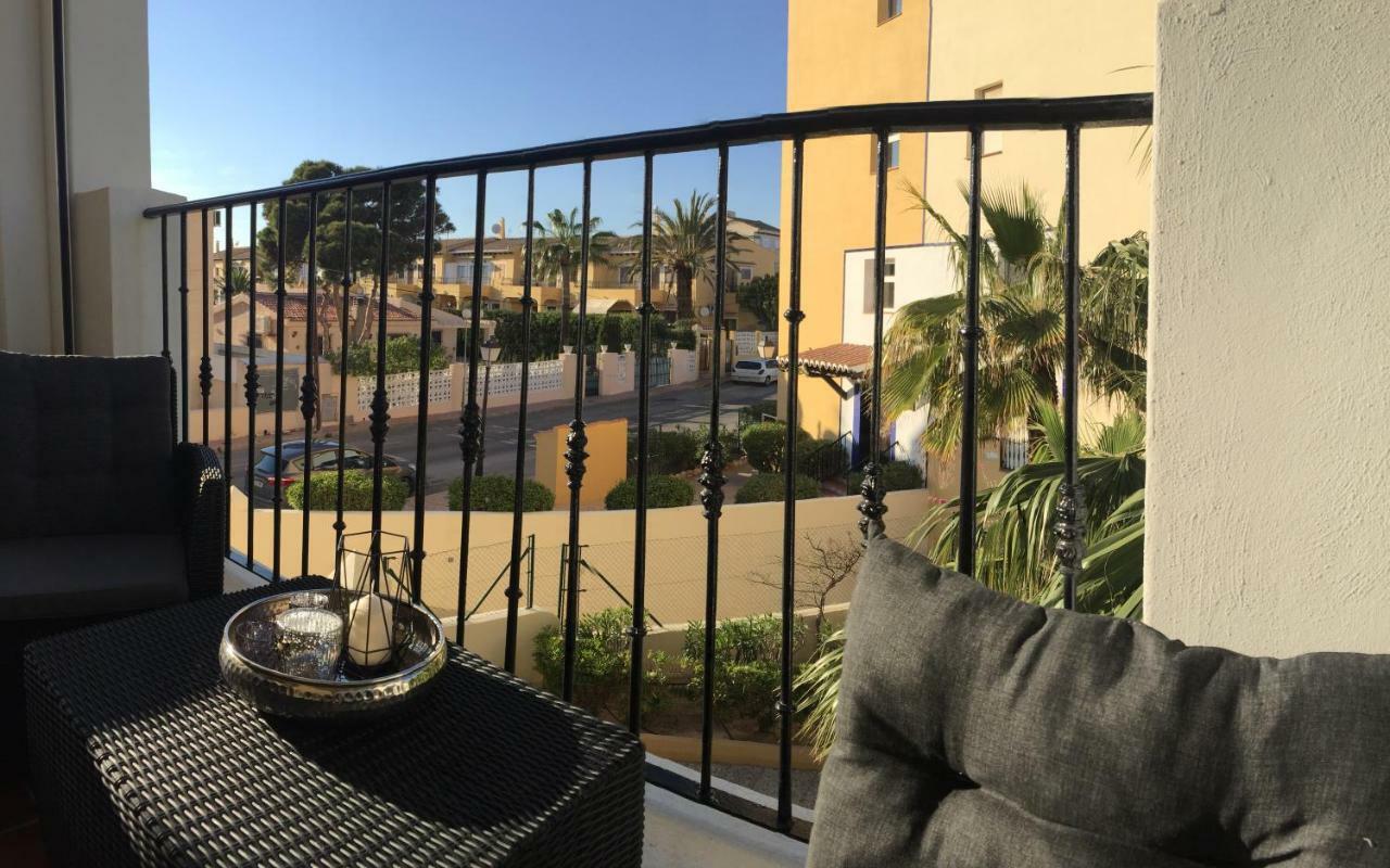 Martina Apartment Torrevieja Exterior photo